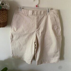 NWOT Womens' GAP Khaki Bermuda Shorts
